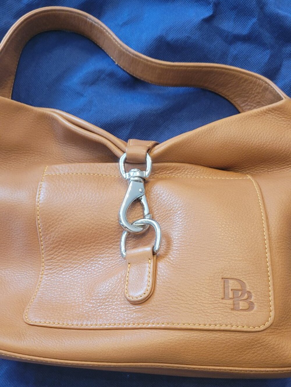 Dooney & Bourke purse